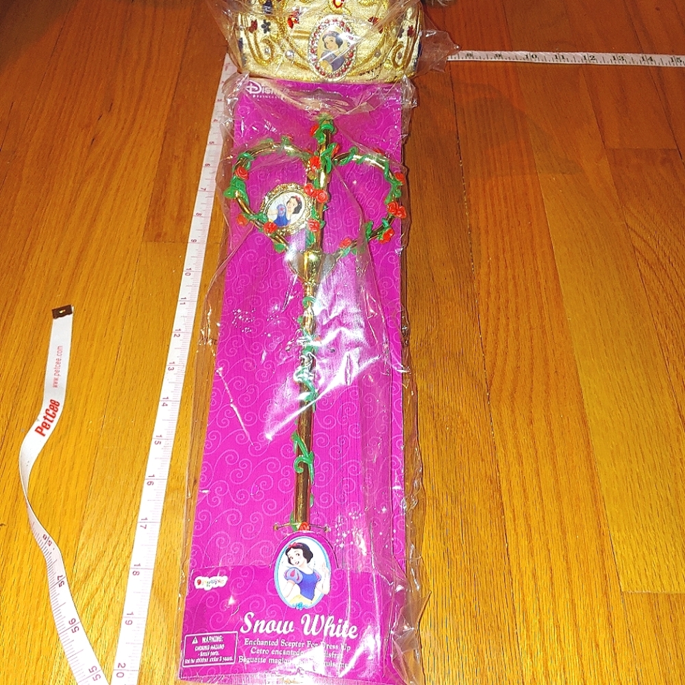 Disney Snow White Enchanted Scepter / Wand & Tiara Crown Dress Up Princess